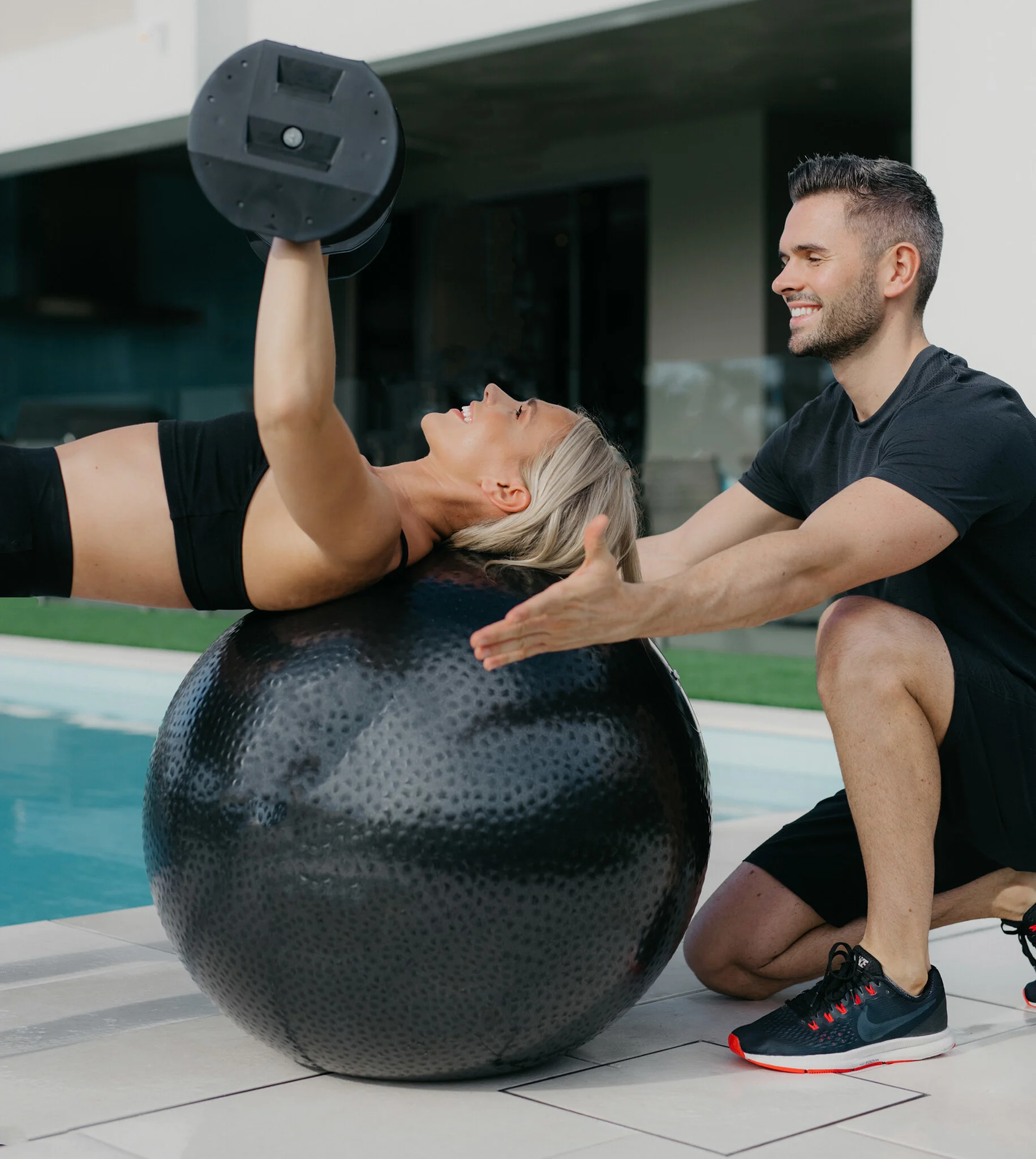 Reguleeritav hantel TUNTURI MX Select MX85 Dumbbells 5,6 - 38,6 kg - Image 4