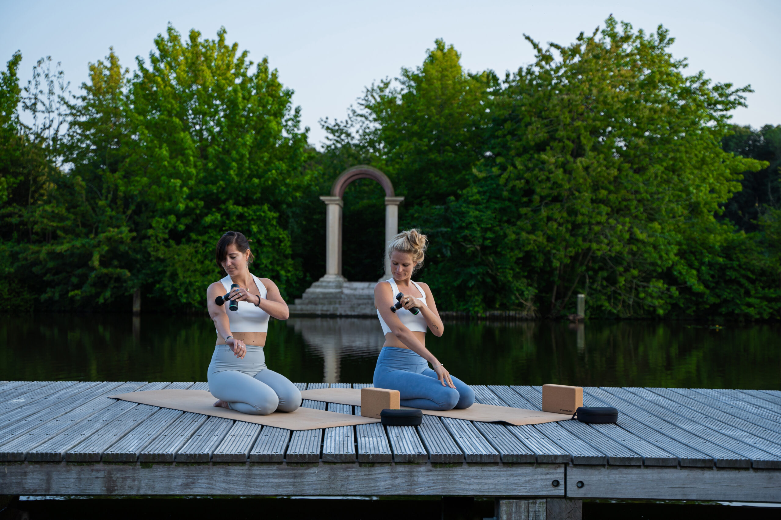 Massaažipüstol Tunturi MG30 Massage Gun Mini - Image 6